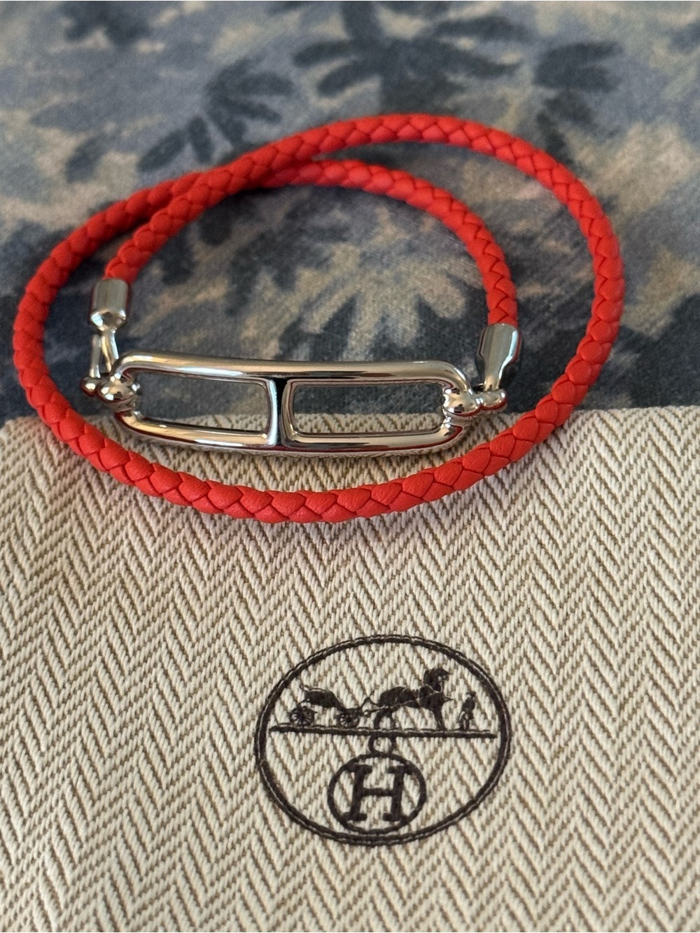 NWOT Hermes Roulis Double Tour Bracelet (Rose Texas / Silver Palladium)